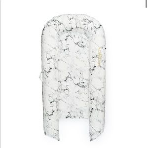 Dock A Tot Grand Carrara Marble